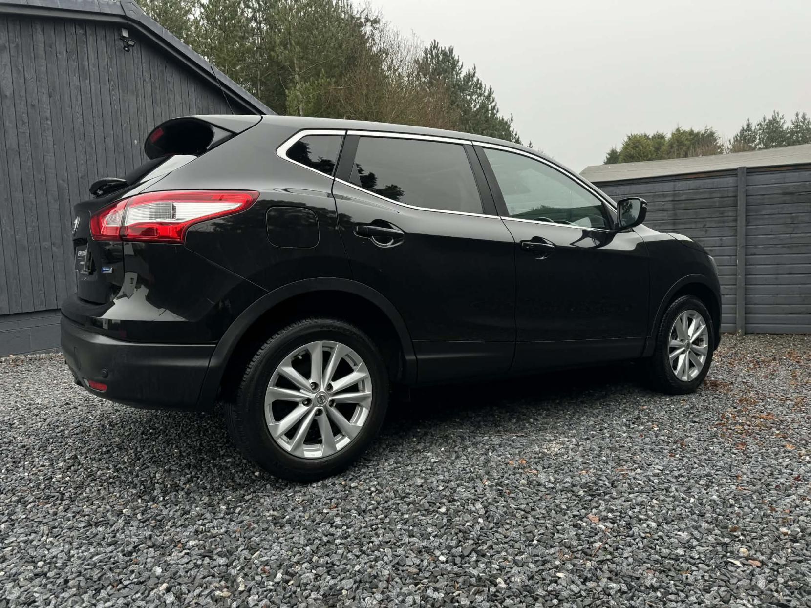 Nissan Qashqai 1.5 dCi Acenta Premium SUV 5dr Diesel Manual 2WD Euro 5 (s/s) (110 ps)
