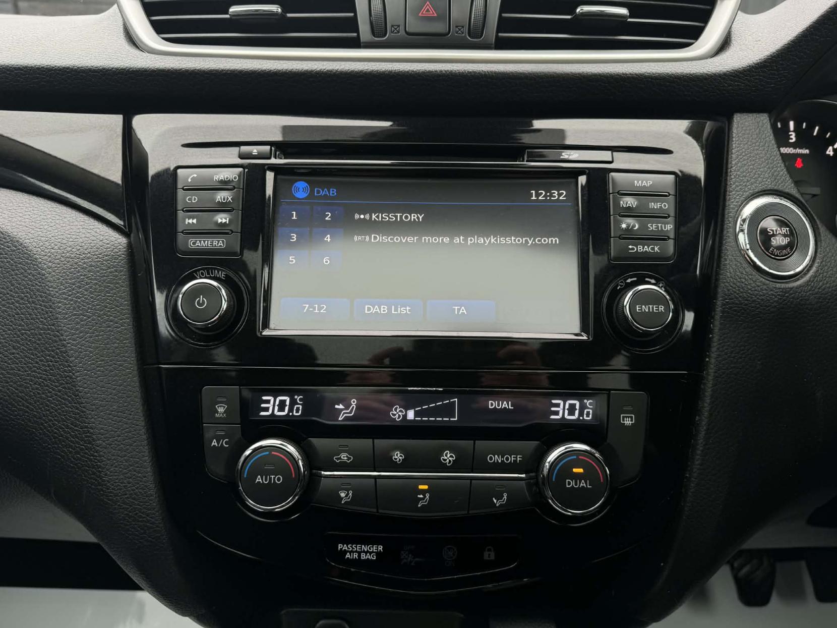 Nissan Qashqai 1.5 dCi Acenta Premium SUV 5dr Diesel Manual 2WD Euro 5 (s/s) (110 ps)