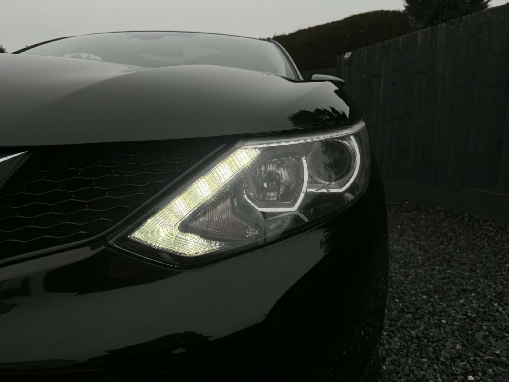 Nissan Qashqai 1.5 dCi Acenta Premium SUV 5dr Diesel Manual 2WD Euro 5 (s/s) (110 ps)