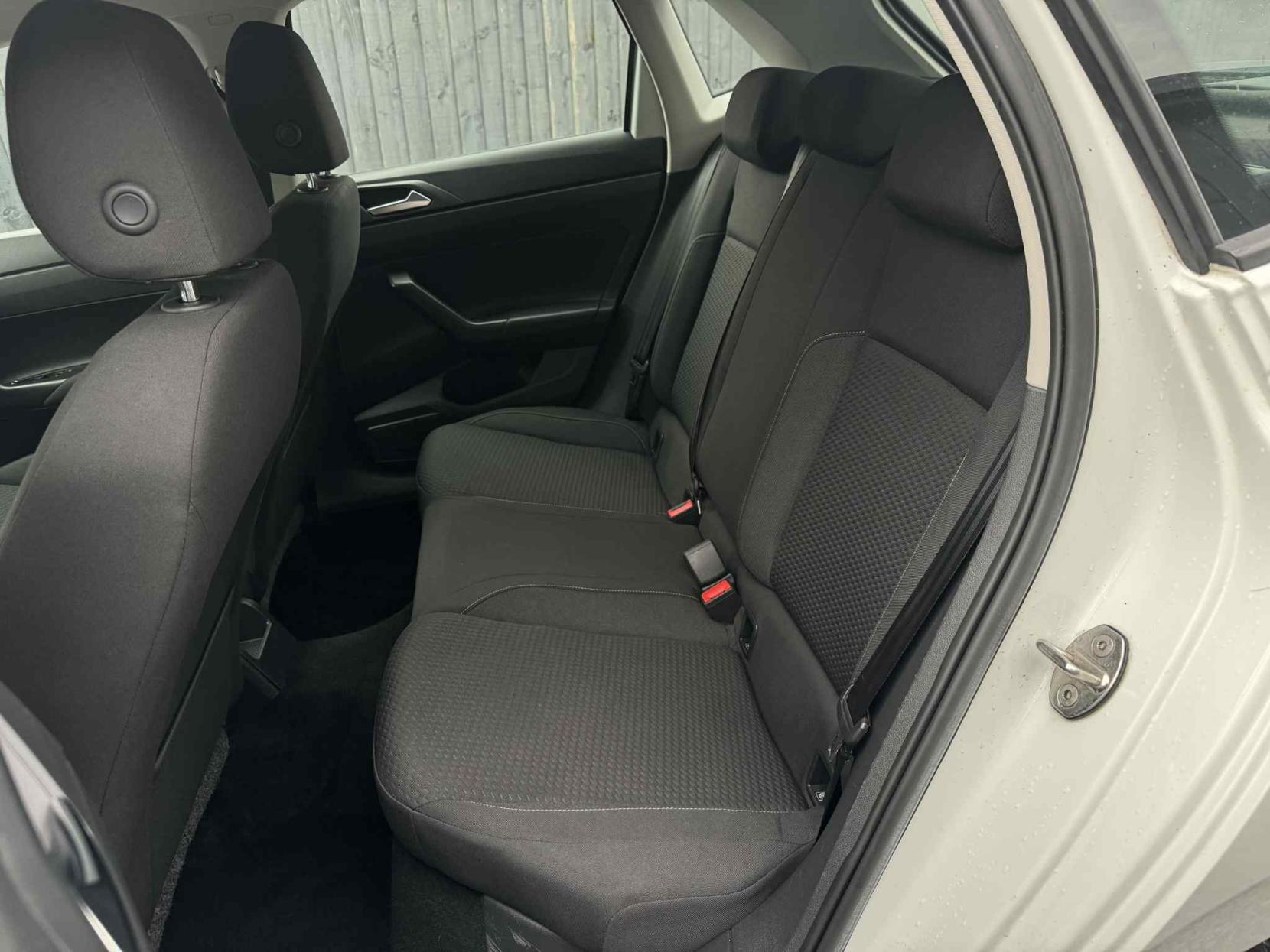 Volkswagen Polo 1.0 SE Hatchback 5dr Petrol Manual Euro 6 (s/s) (65 ps)