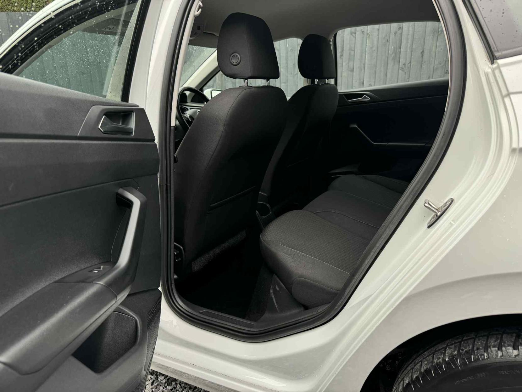 Volkswagen Polo 1.0 SE Hatchback 5dr Petrol Manual Euro 6 (s/s) (65 ps)