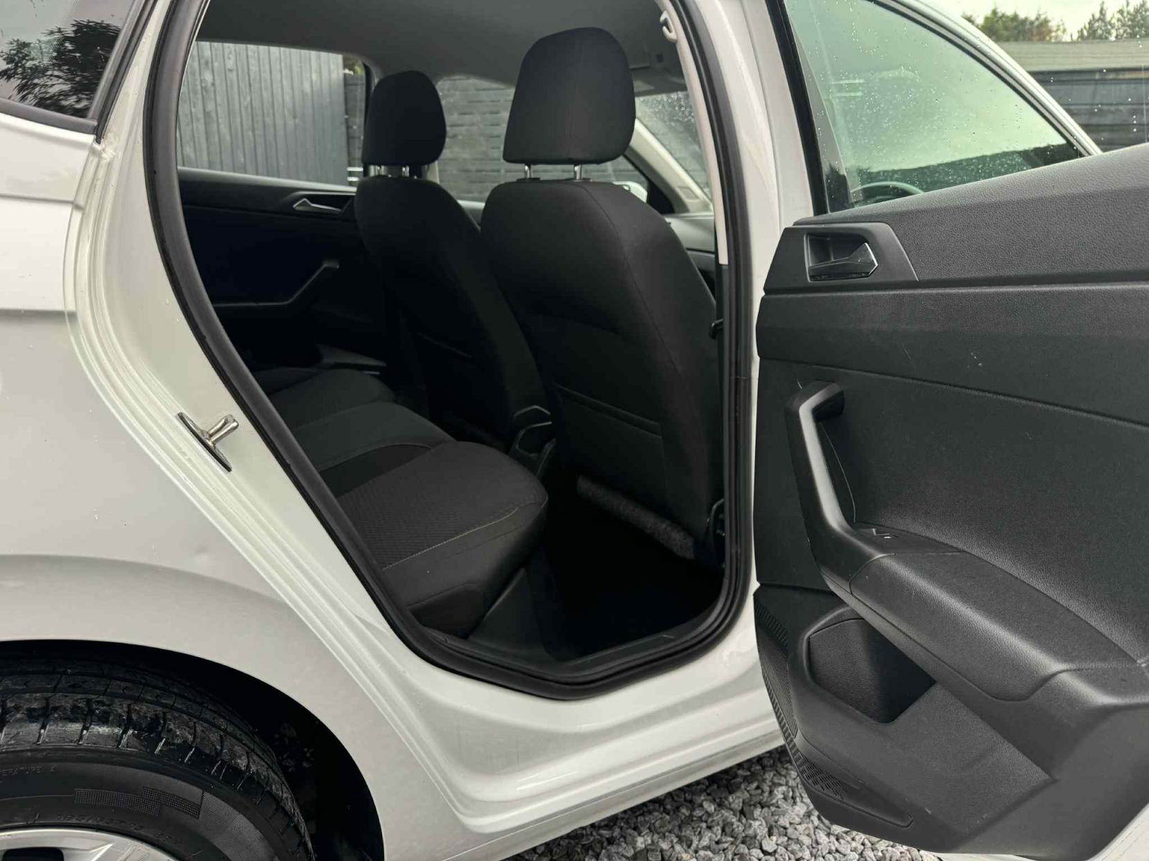 Volkswagen Polo 1.0 SE Hatchback 5dr Petrol Manual Euro 6 (s/s) (65 ps)