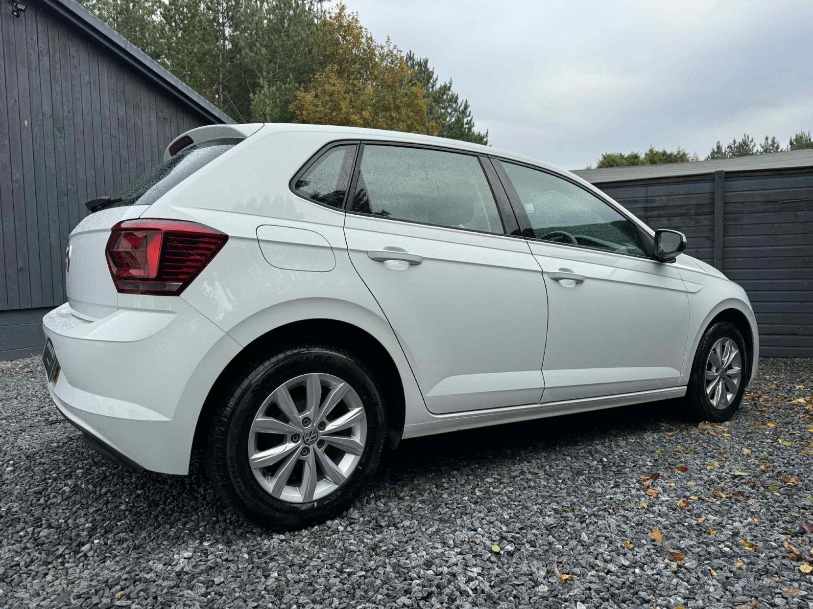 Volkswagen Polo 1.0 SE Hatchback 5dr Petrol Manual Euro 6 (s/s) (65 ps)