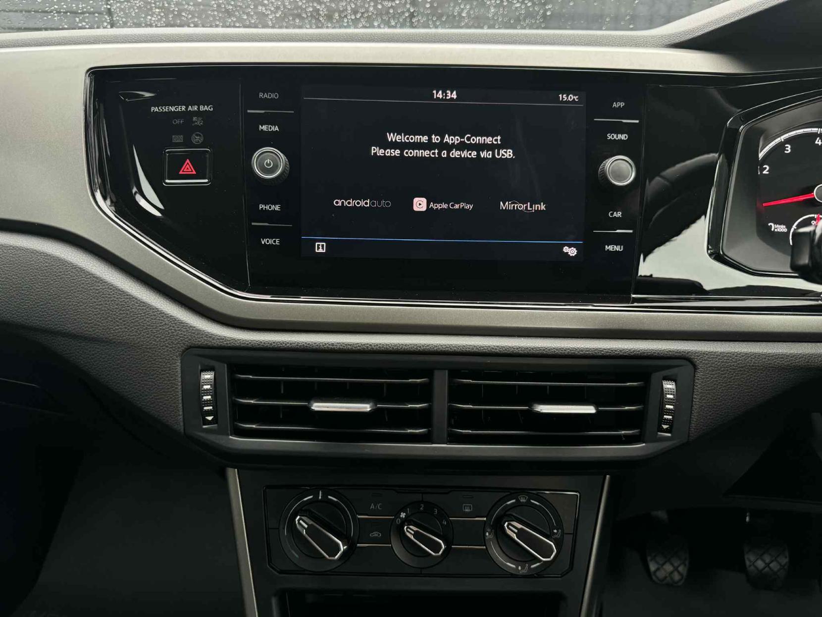 Volkswagen Polo 1.0 SE Hatchback 5dr Petrol Manual Euro 6 (s/s) (65 ps)