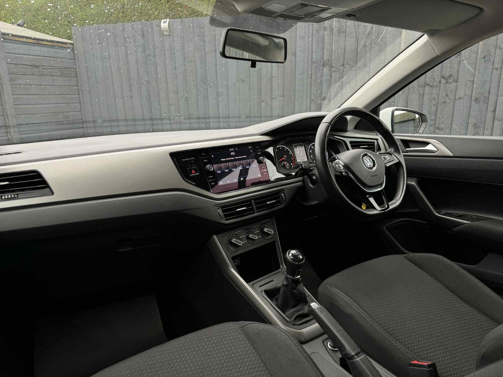 Volkswagen Polo 1.0 SE Hatchback 5dr Petrol Manual Euro 6 (s/s) (65 ps)