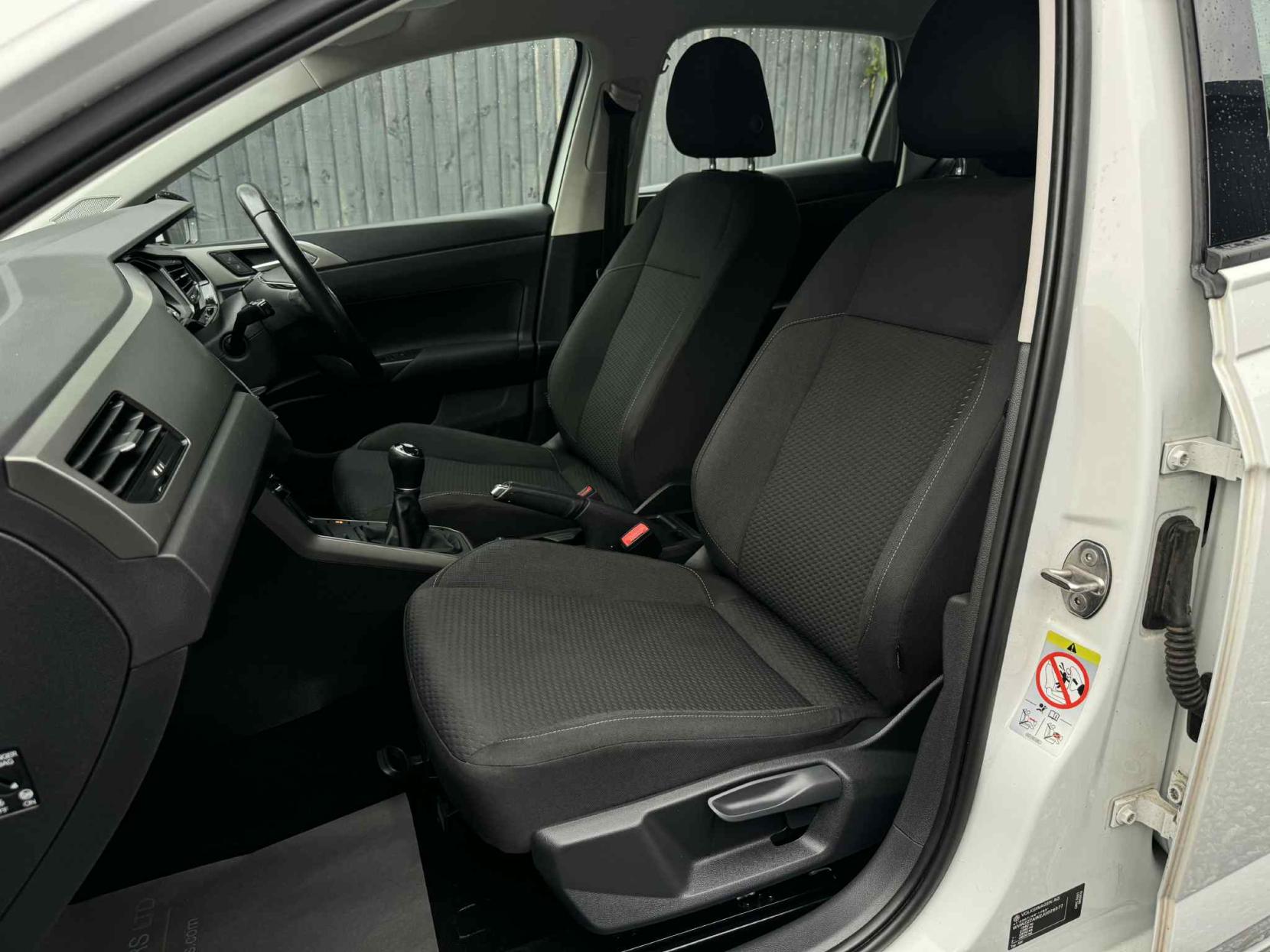 Volkswagen Polo 1.0 SE Hatchback 5dr Petrol Manual Euro 6 (s/s) (65 ps)