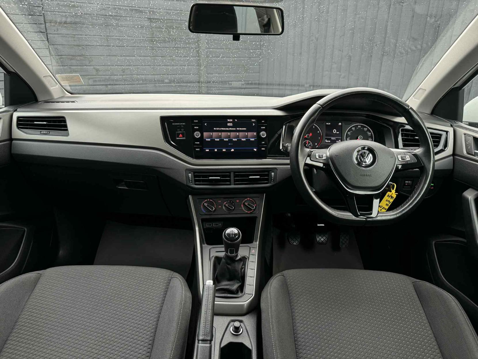 Volkswagen Polo 1.0 SE Hatchback 5dr Petrol Manual Euro 6 (s/s) (65 ps)