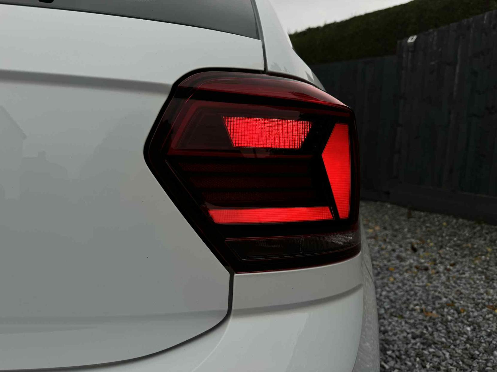 Volkswagen Polo 1.0 SE Hatchback 5dr Petrol Manual Euro 6 (s/s) (65 ps)