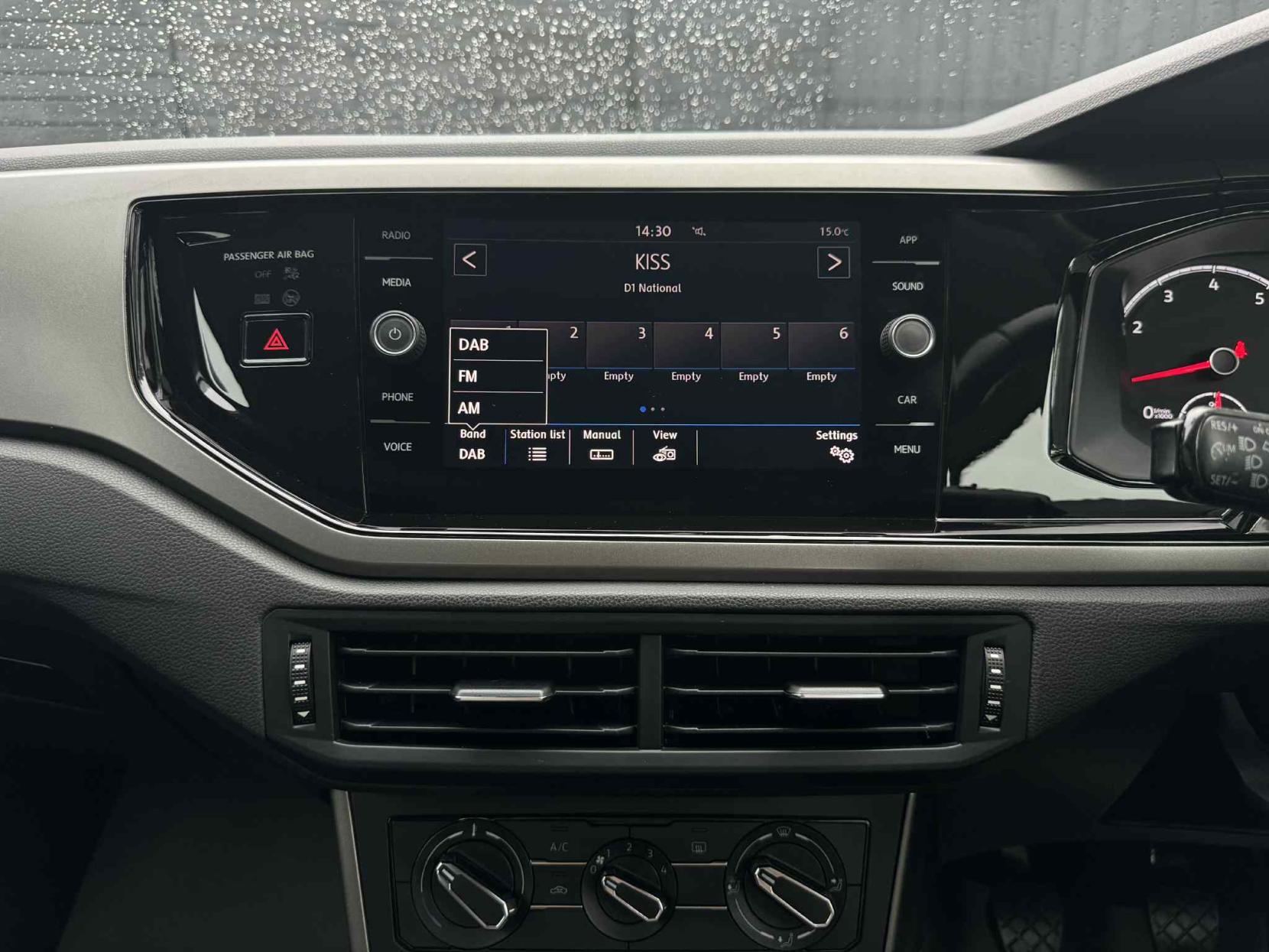 Volkswagen Polo 1.0 SE Hatchback 5dr Petrol Manual Euro 6 (s/s) (65 ps)