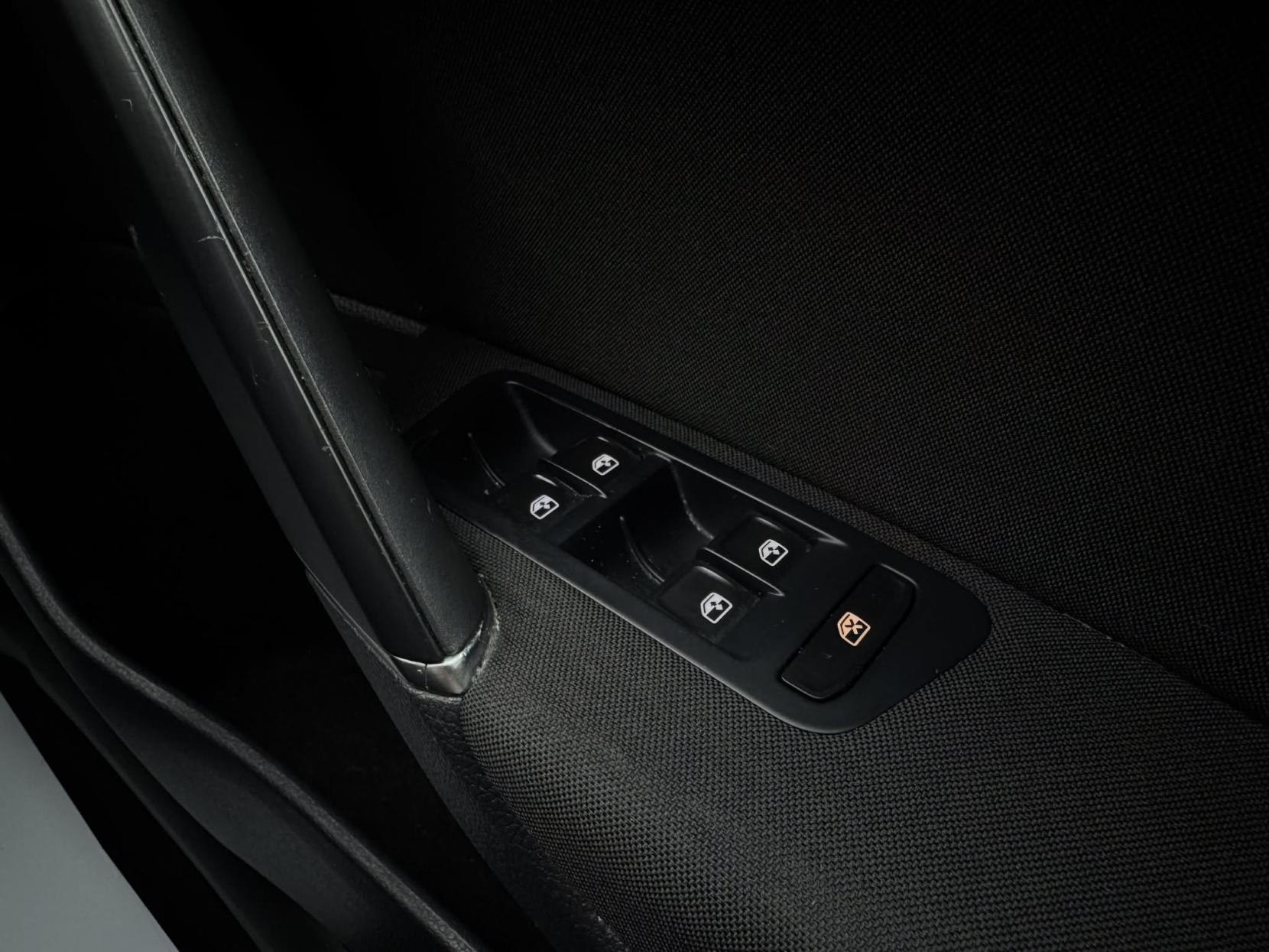 Volkswagen Golf 1.6 TDI BlueMotion Tech Match Hatchback 5dr Diesel Manual Euro 6 (s/s) (110 ps)