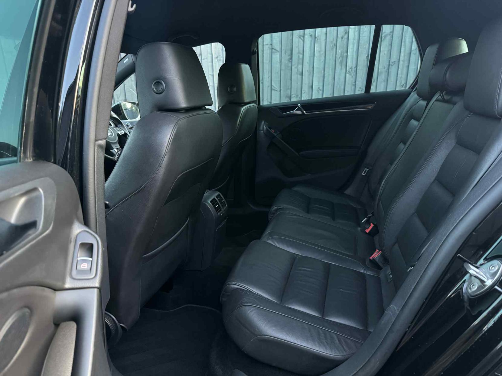 Volkswagen Golf 2.0 TDI GTD (Leather) Hatchback 5dr Diesel Manual Euro 5 (170 ps)