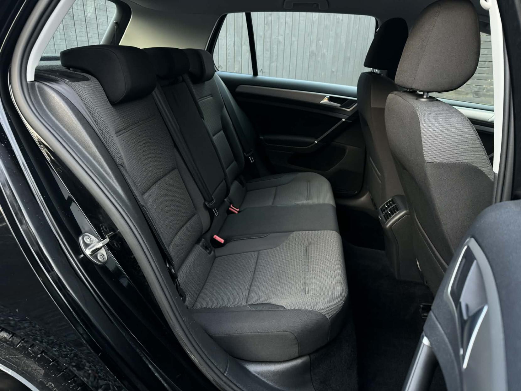 Volkswagen Golf 2.0 TDI BlueMotion Tech Match Hatchback 5dr Diesel Manual Euro 5 (s/s) (150 ps)