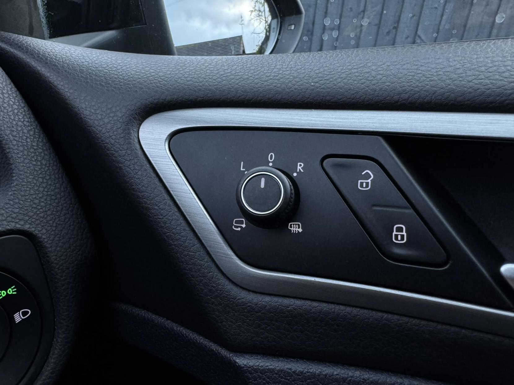 Volkswagen Golf 2.0 TDI BlueMotion Tech Match Hatchback 5dr Diesel Manual Euro 5 (s/s) (150 ps)