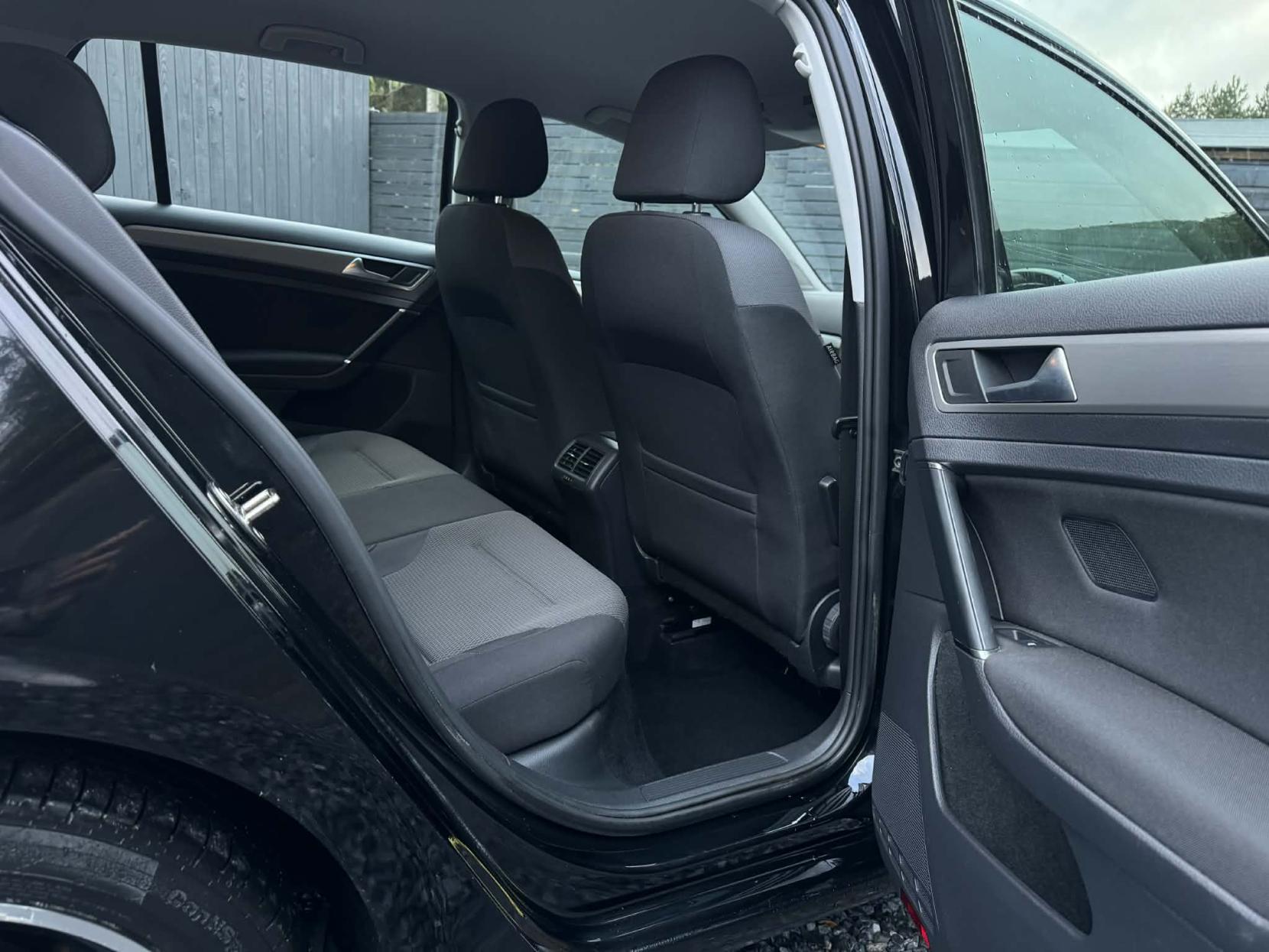 Volkswagen Golf 2.0 TDI BlueMotion Tech Match Hatchback 5dr Diesel Manual Euro 5 (s/s) (150 ps)