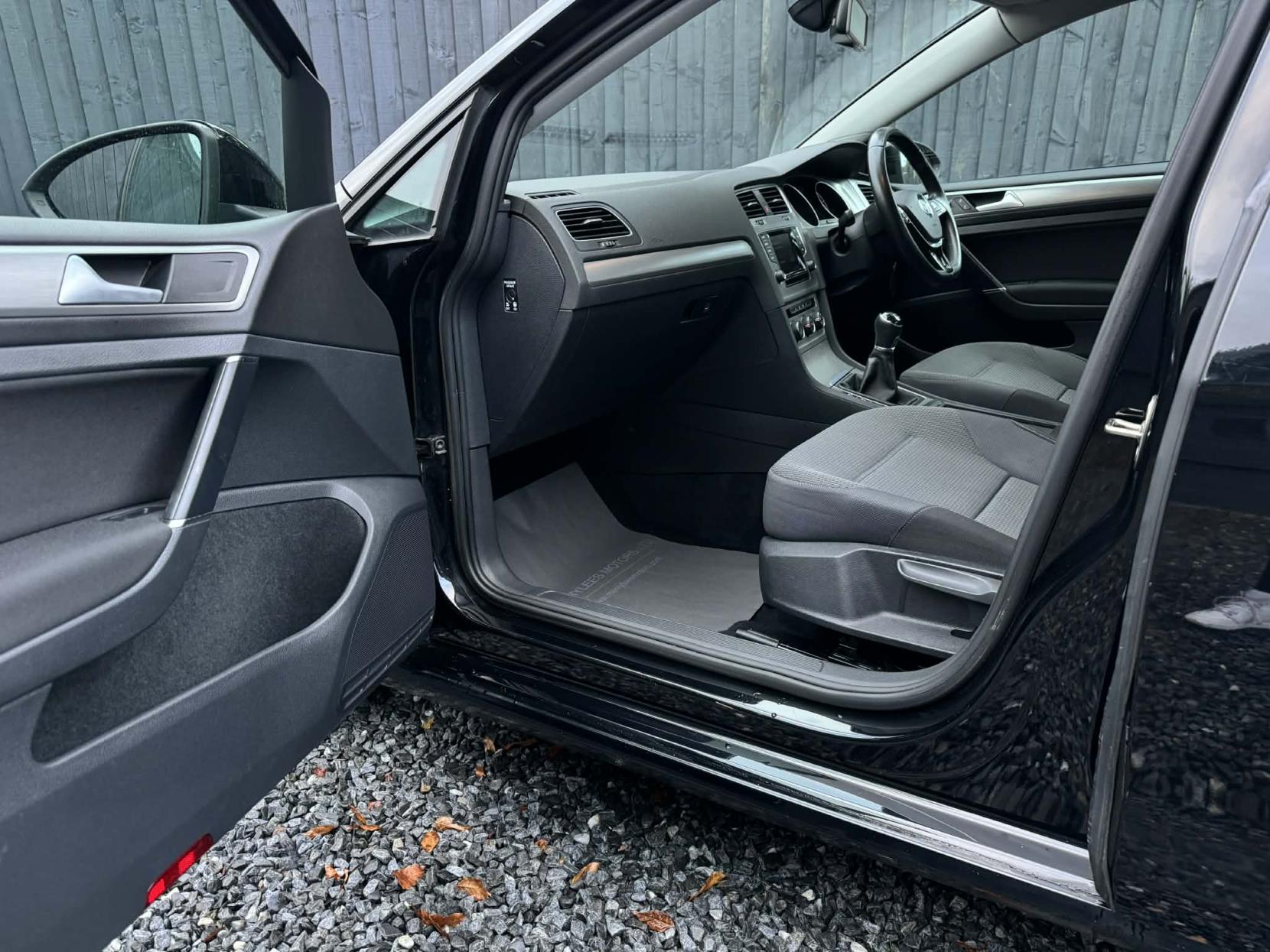 Volkswagen Golf 2.0 TDI BlueMotion Tech Match Hatchback 5dr Diesel Manual Euro 5 (s/s) (150 ps)