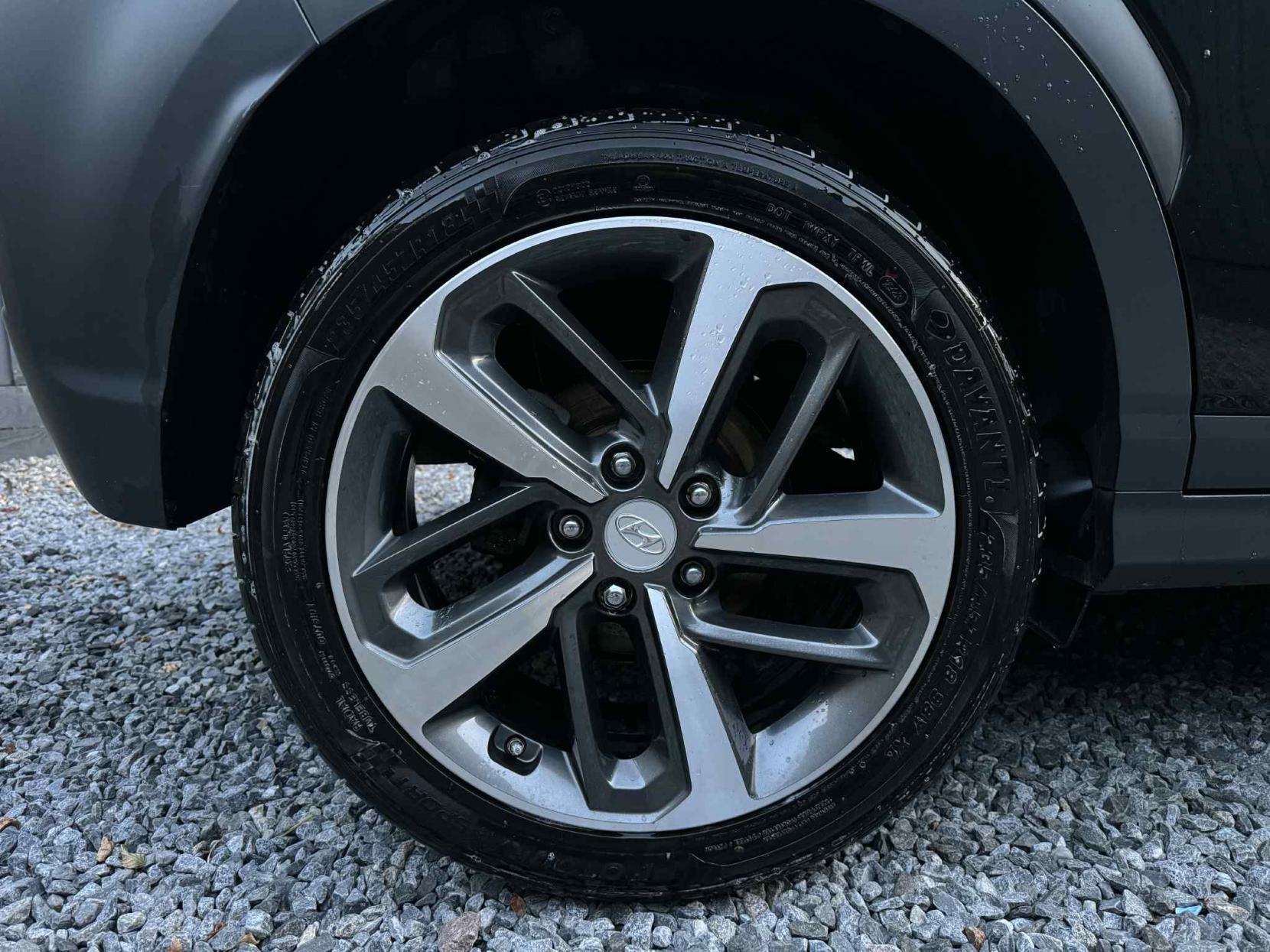 Hyundai KONA 1.0 T-GDi Blue Drive Premium SUV 5dr Petrol Manual Euro 6 (s/s) (120 ps)