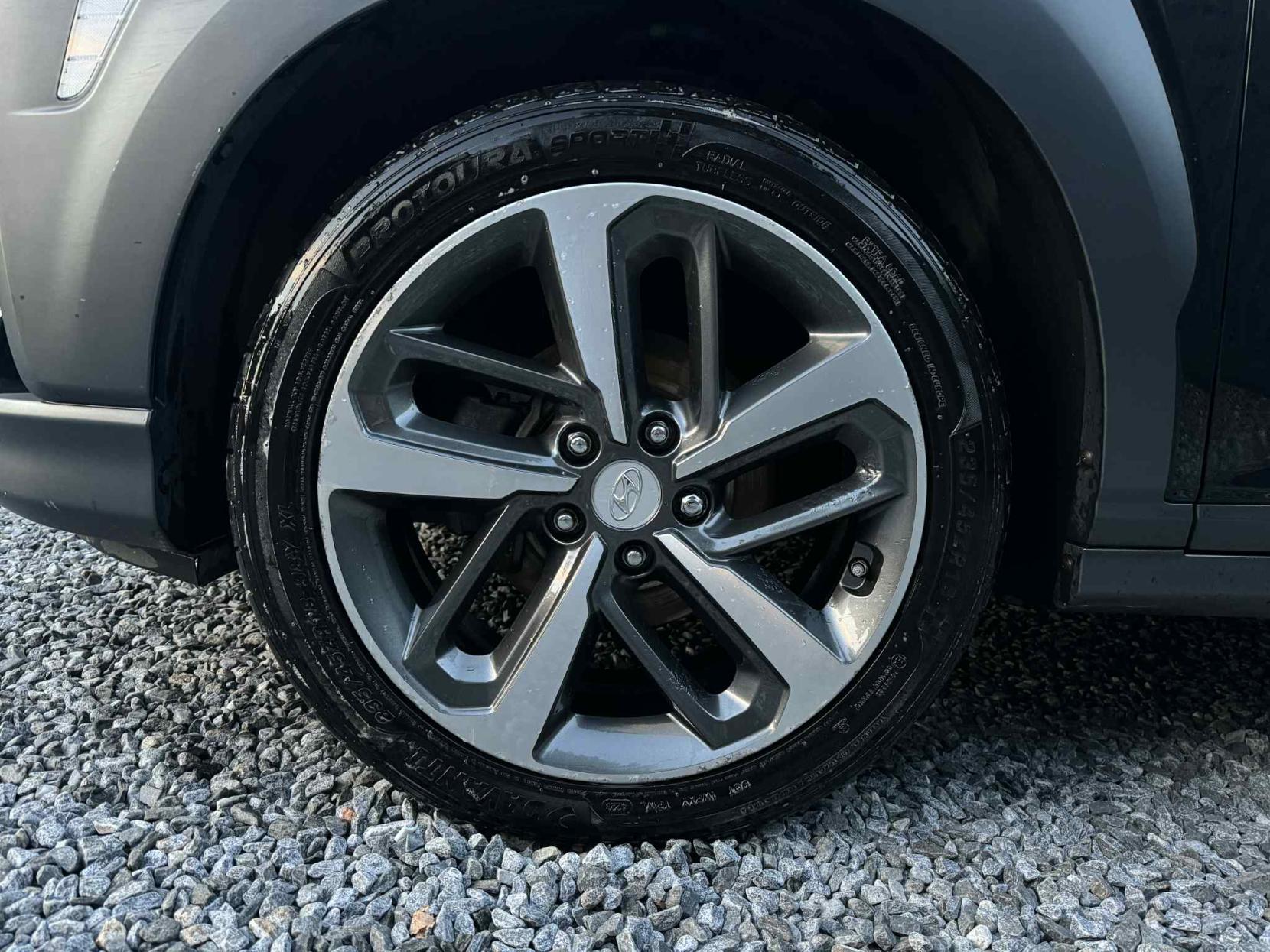 Hyundai KONA 1.0 T-GDi Blue Drive Premium SUV 5dr Petrol Manual Euro 6 (s/s) (120 ps)