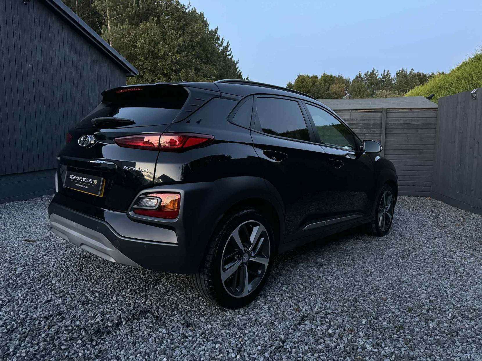 Hyundai KONA 1.0 T-GDi Blue Drive Premium SUV 5dr Petrol Manual Euro 6 (s/s) (120 ps)
