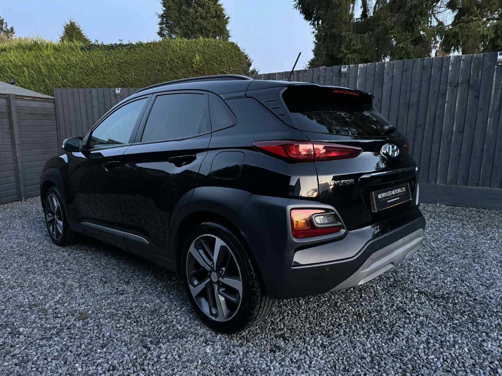 Hyundai KONA 1.0 T-GDi Blue Drive Premium SUV 5dr Petrol Manual Euro 6 (s/s) (120 ps)