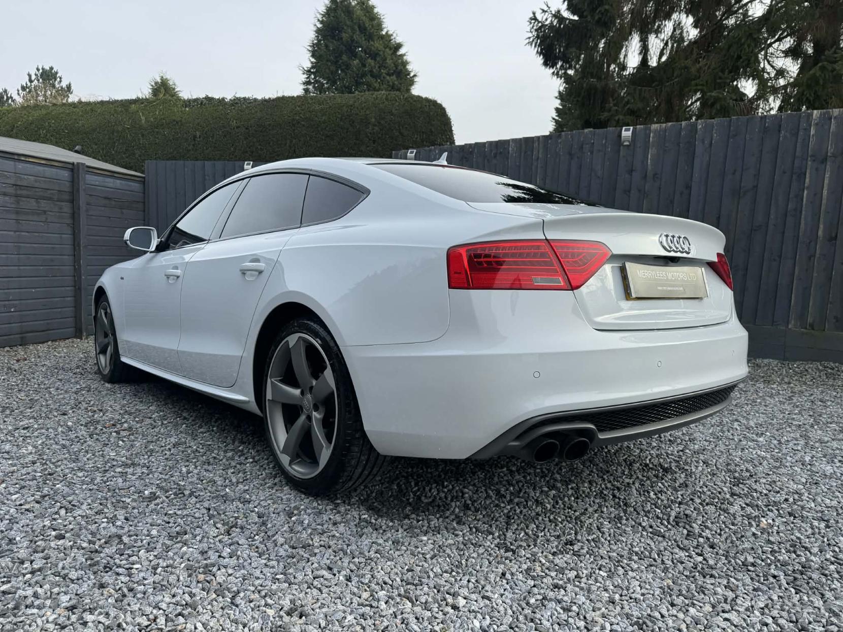Audi A5 2.0 TDI Black Edition Sportback 5dr Diesel Manual Euro 5 (s/s) (177 ps)