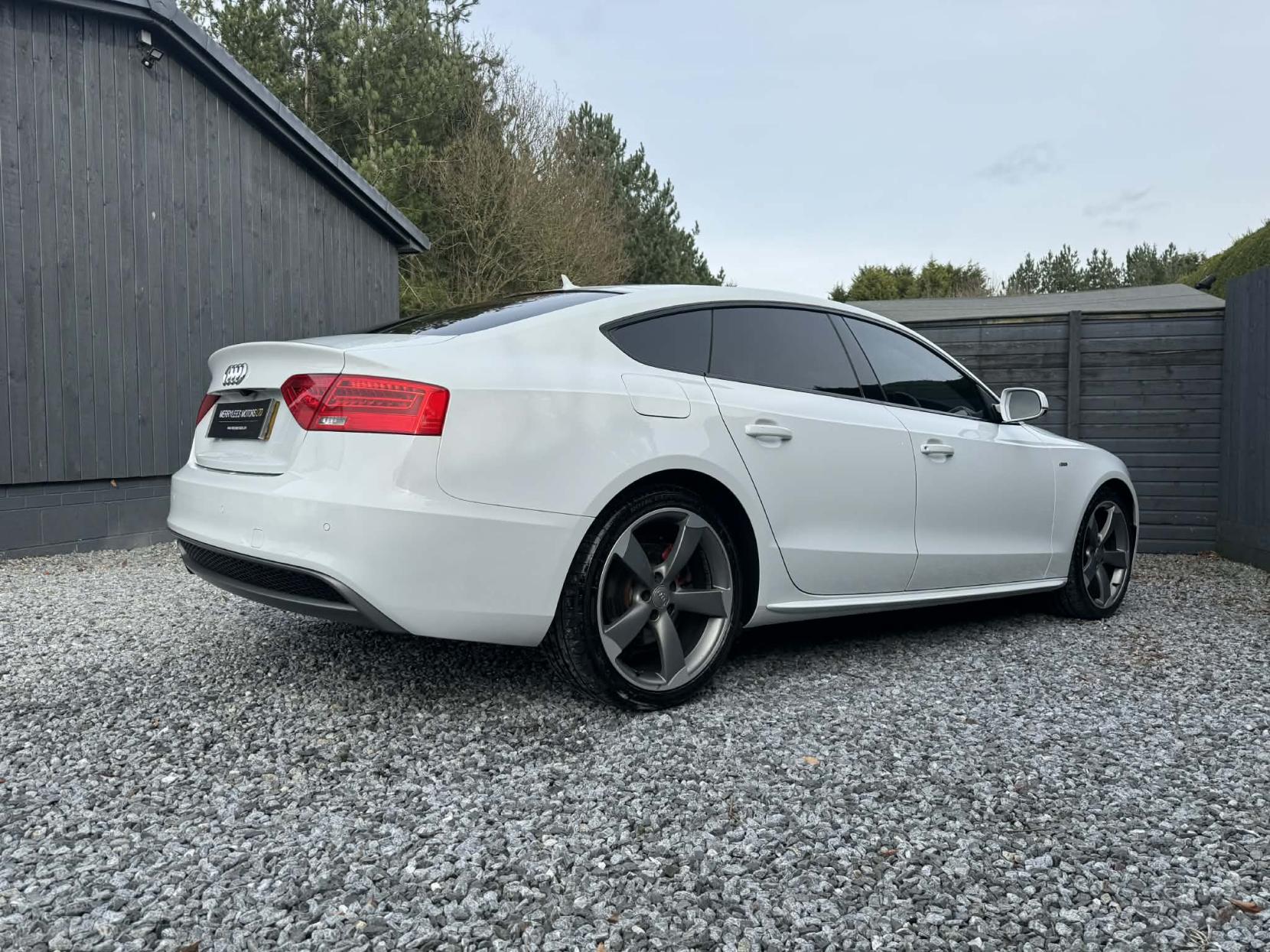 Audi A5 2.0 TDI Black Edition Sportback 5dr Diesel Manual Euro 5 (s/s) (177 ps)