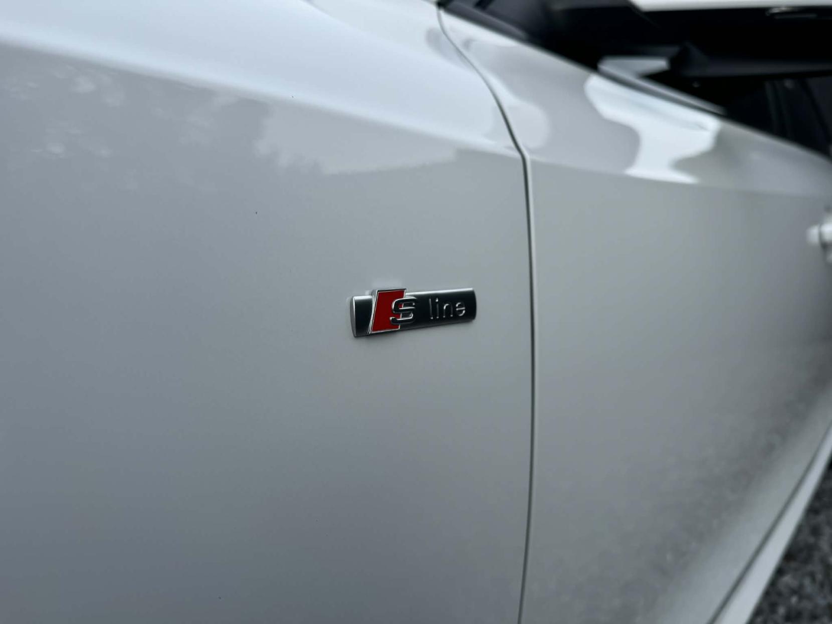 Audi A5 2.0 TDI Black Edition Sportback 5dr Diesel Manual Euro 5 (s/s) (177 ps)