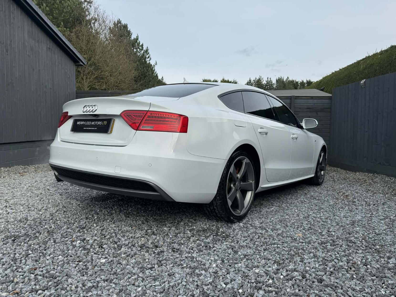 Audi A5 2.0 TDI Black Edition Sportback 5dr Diesel Manual Euro 5 (s/s) (177 ps)