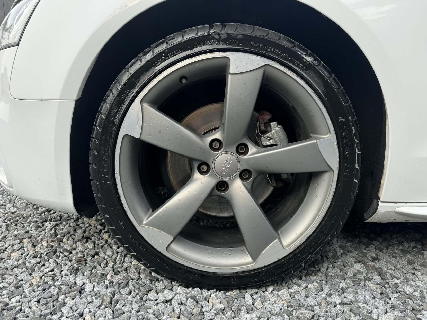 Audi A5 2.0 TDI Black Edition Sportback 5dr Diesel Manual Euro 5 (s/s) (177 ps)