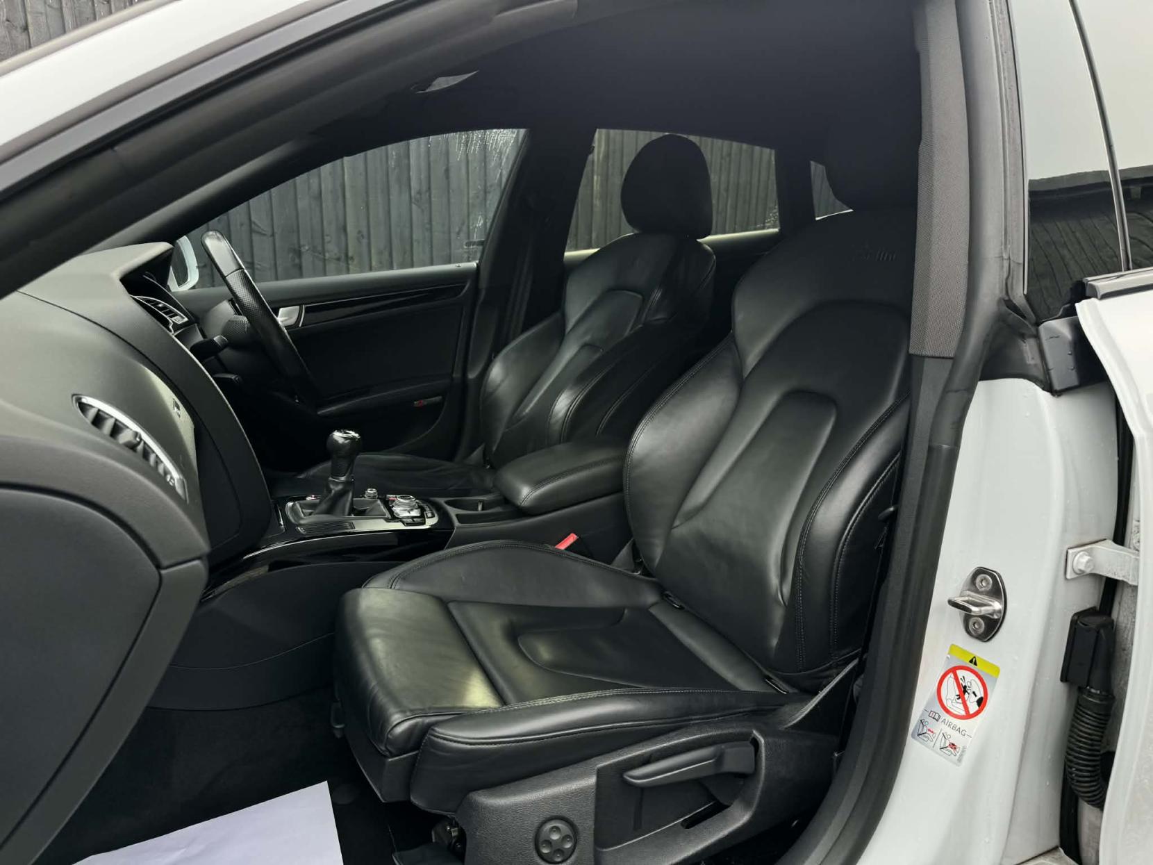 Audi A5 2.0 TDI Black Edition Sportback 5dr Diesel Manual Euro 5 (s/s) (177 ps)