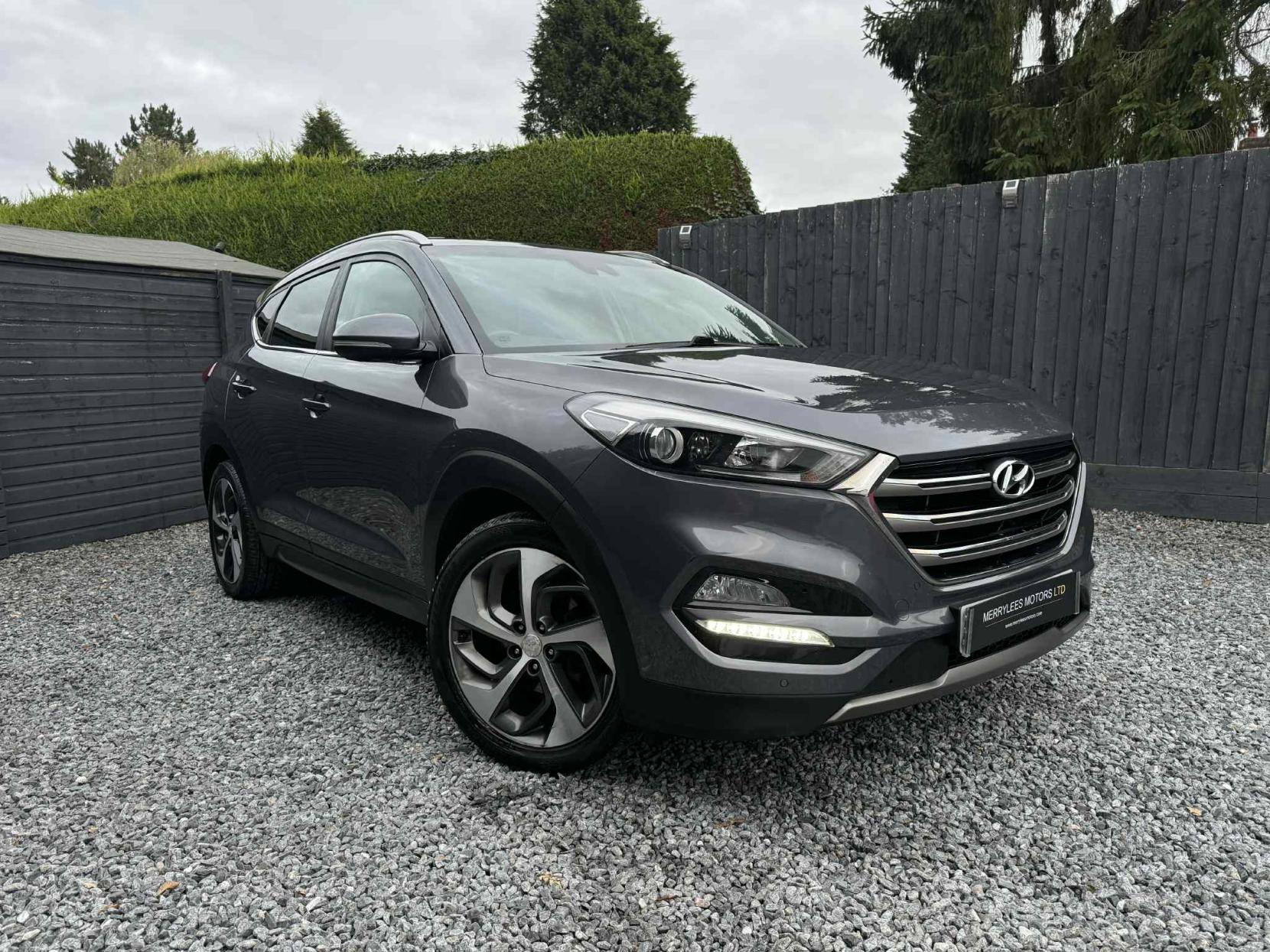 Hyundai TUCSON 2.0 CRDi Premium SUV 5dr Diesel Auto 4WD Euro 6 (136 ps)