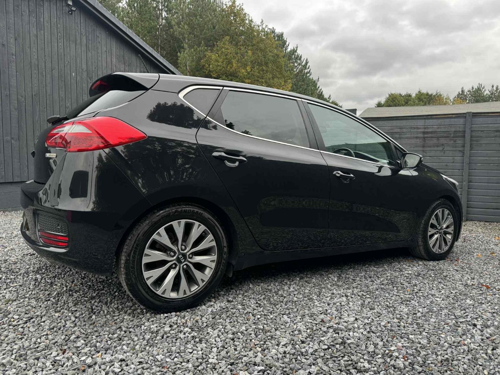 Kia Ceed 1.6 CRDi 3 Hatchback 5dr Diesel Manual Euro 6 (s/s) (134 bhp)