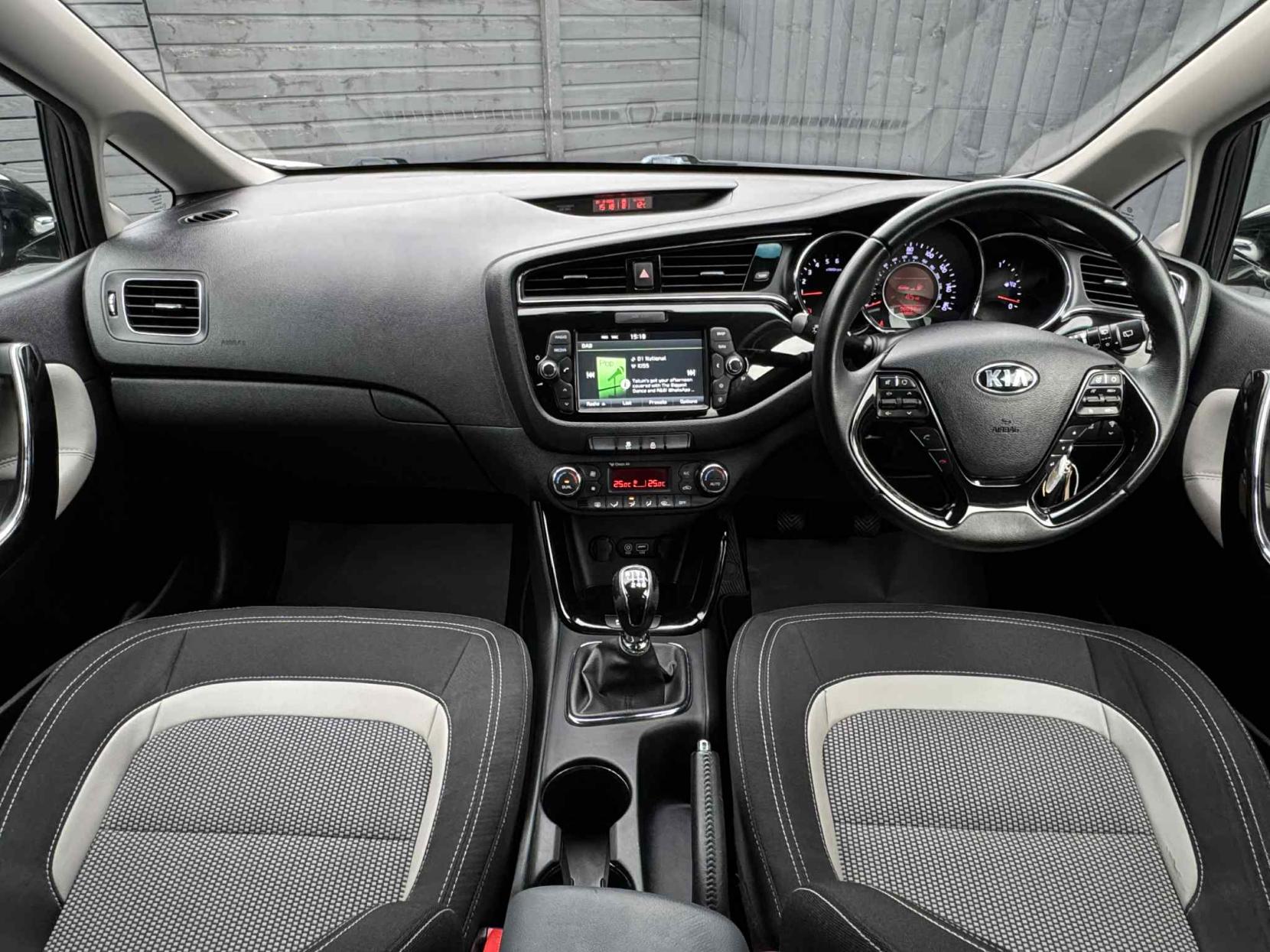 Kia Ceed 1.6 CRDi 3 Hatchback 5dr Diesel Manual Euro 6 (s/s) (134 bhp)