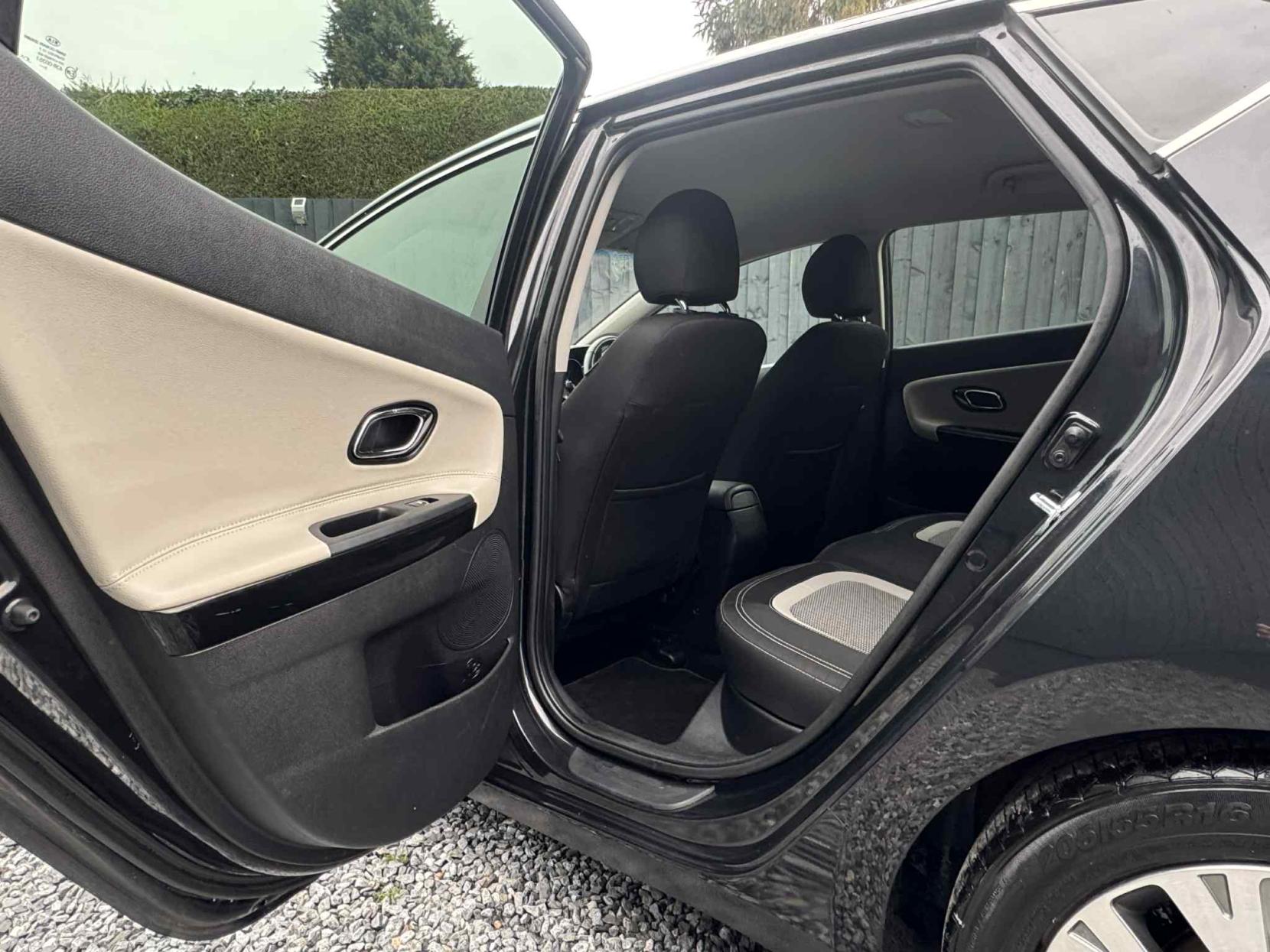 Kia Ceed 1.6 CRDi 3 Hatchback 5dr Diesel Manual Euro 6 (s/s) (134 bhp)