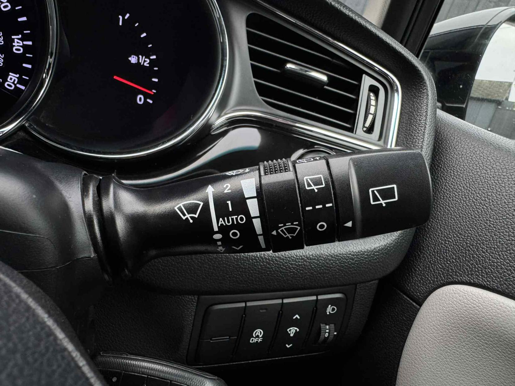 Kia Ceed 1.6 CRDi 3 Hatchback 5dr Diesel Manual Euro 6 (s/s) (134 bhp)