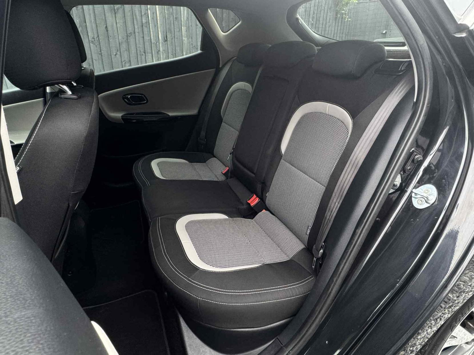 Kia Ceed 1.6 CRDi 3 Hatchback 5dr Diesel Manual Euro 6 (s/s) (134 bhp)