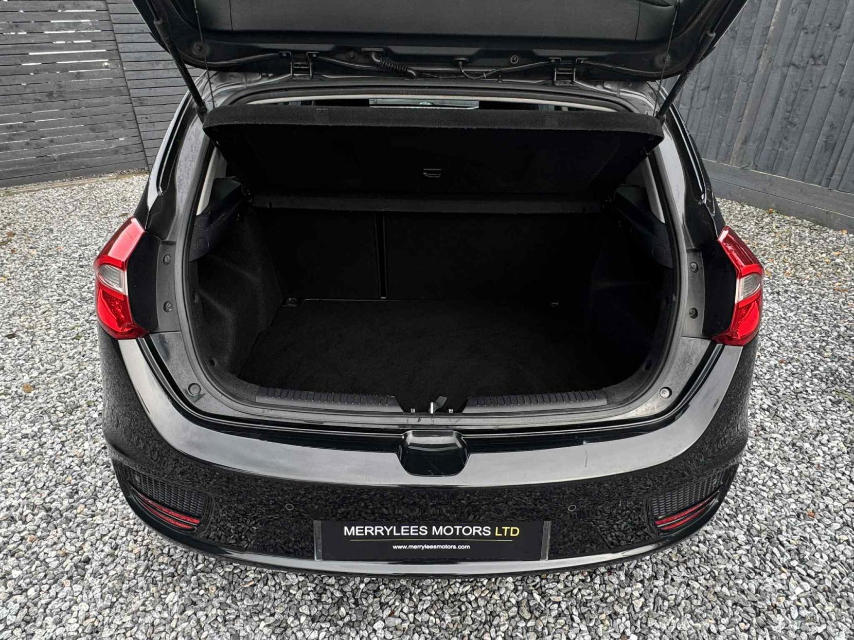 Kia Ceed 1.6 CRDi 3 Hatchback 5dr Diesel Manual Euro 6 (s/s) (134 bhp)