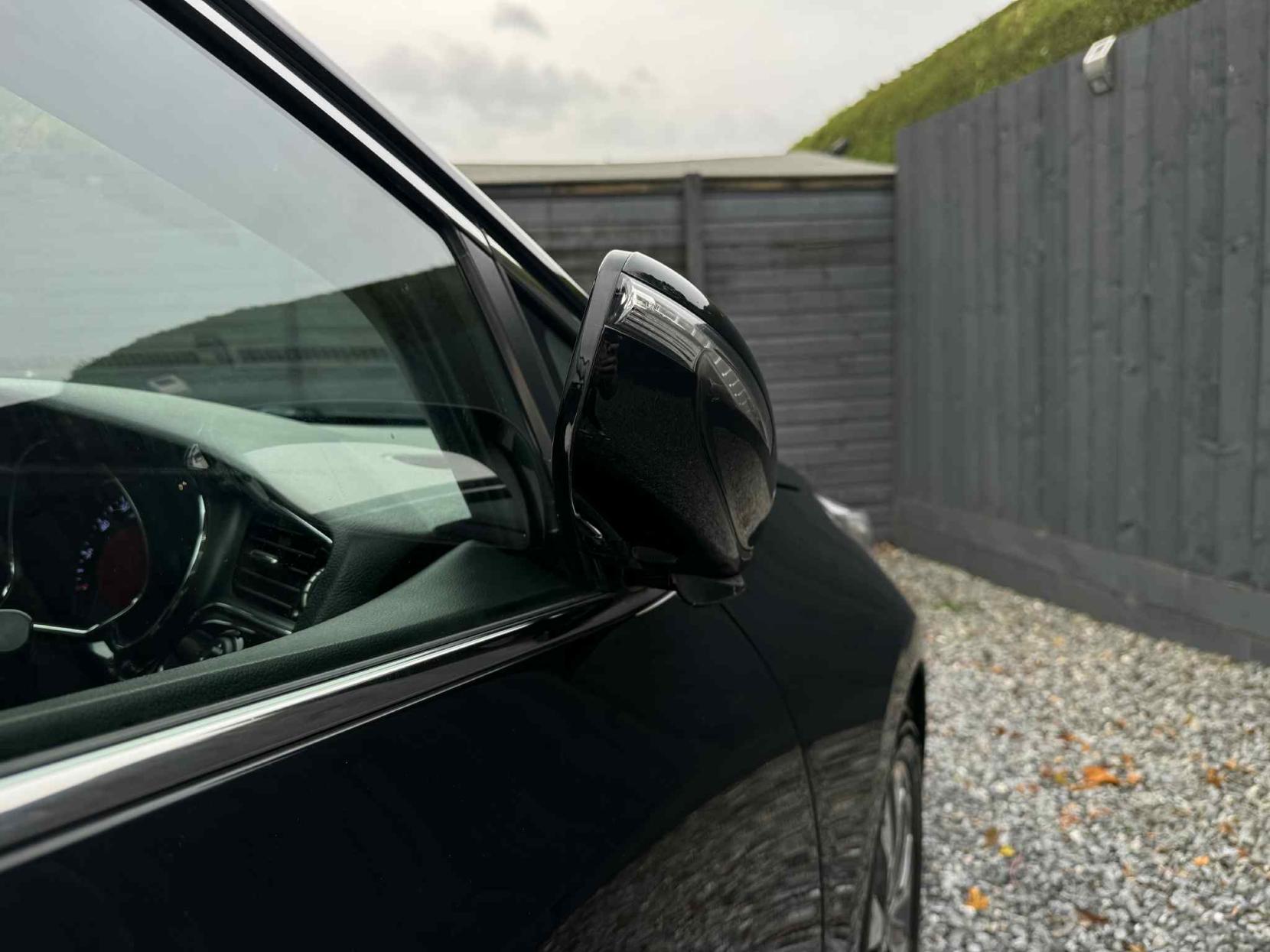 Kia Ceed 1.6 CRDi 3 Hatchback 5dr Diesel Manual Euro 6 (s/s) (134 bhp)