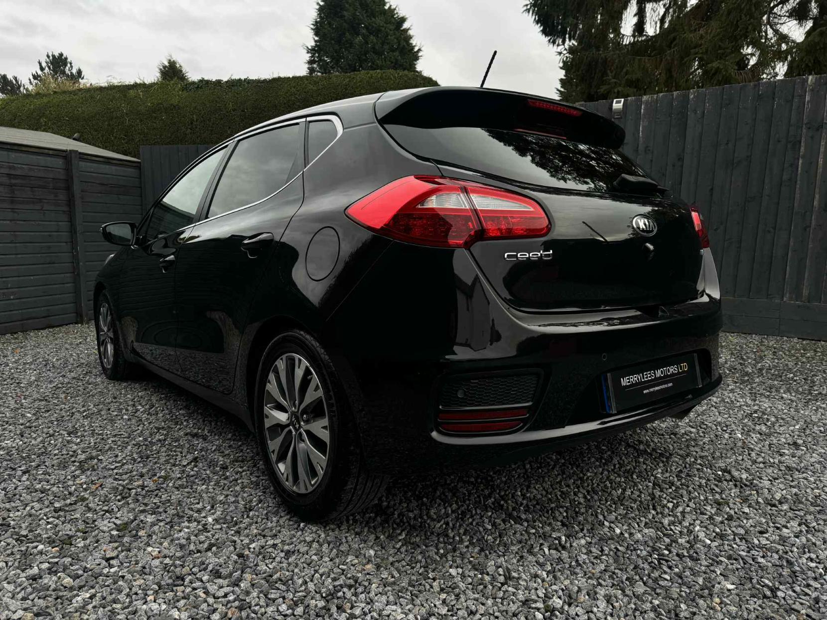 Kia Ceed 1.6 CRDi 3 Hatchback 5dr Diesel Manual Euro 6 (s/s) (134 bhp)