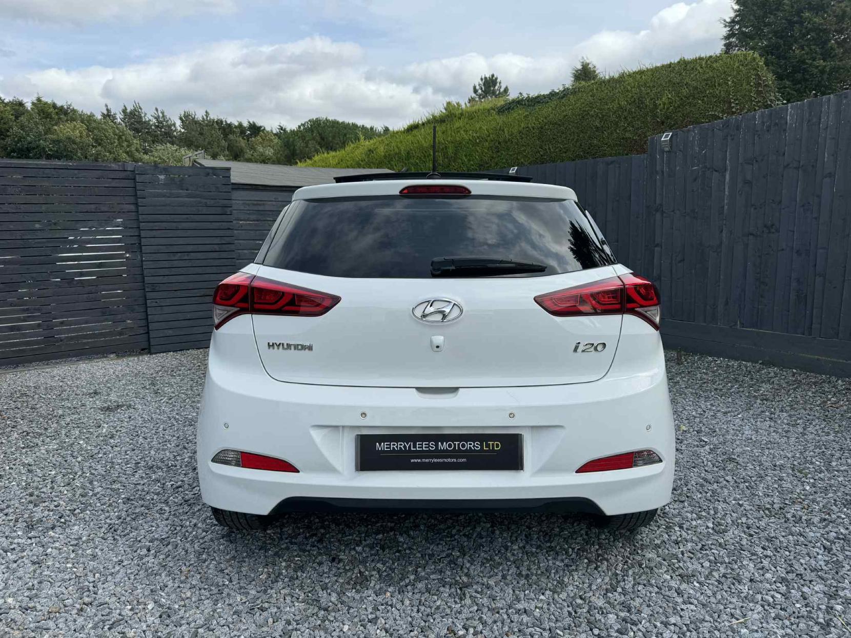 Hyundai i20 1.0 T-GDi Premium SE Nav Hatchback 5dr Petrol Manual Euro 6 (120 ps)