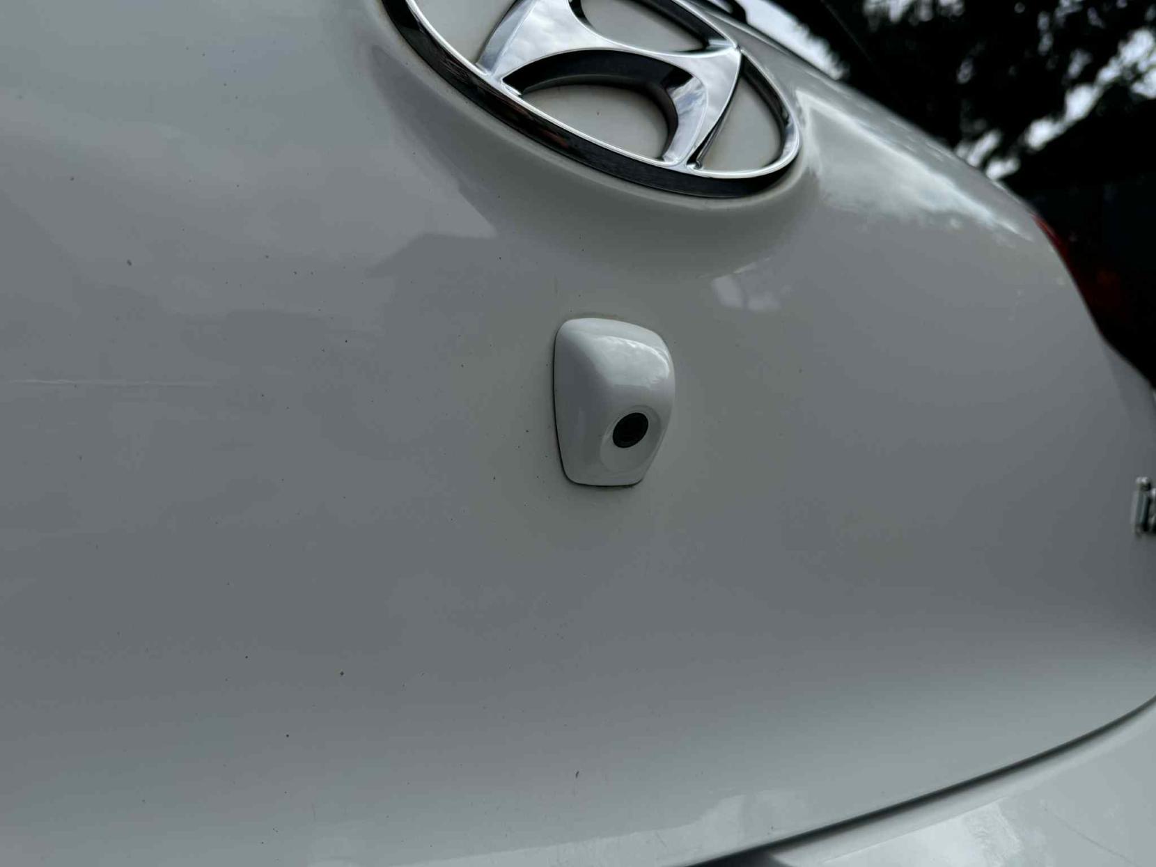 Hyundai i20 1.0 T-GDi Premium SE Nav Hatchback 5dr Petrol Manual Euro 6 (120 ps)