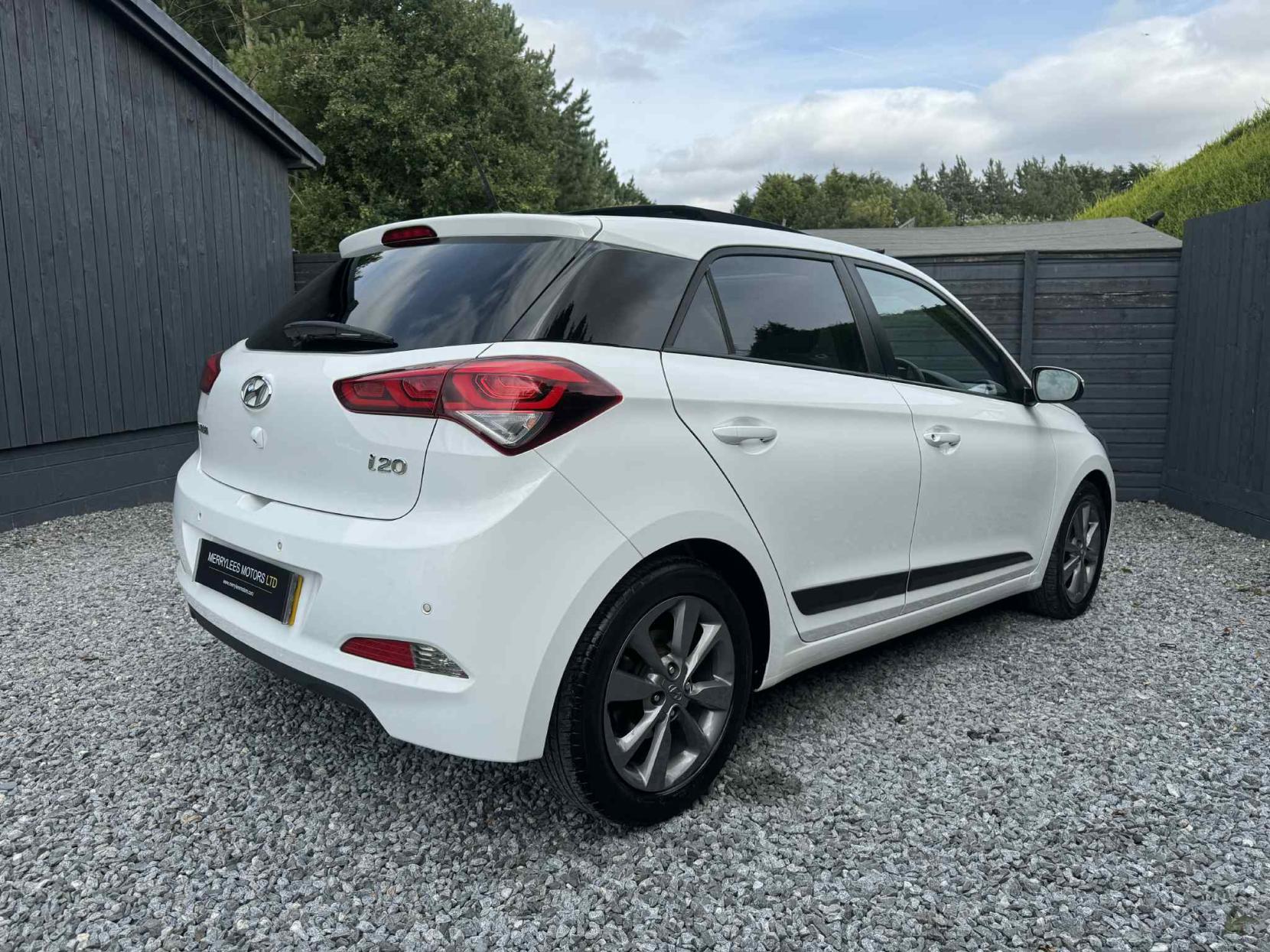 Hyundai i20 1.0 T-GDi Premium SE Nav Hatchback 5dr Petrol Manual Euro 6 (120 ps)