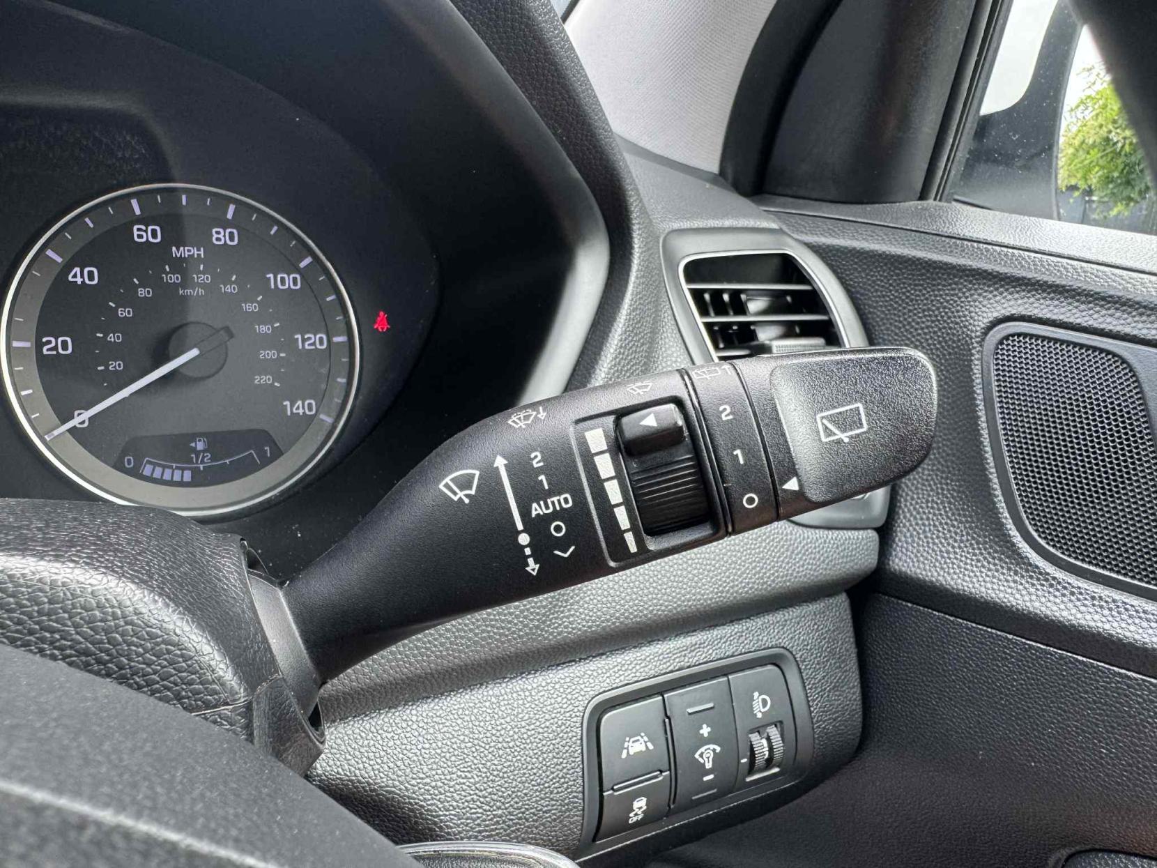 Hyundai i20 1.0 T-GDi Premium SE Nav Hatchback 5dr Petrol Manual Euro 6 (120 ps)