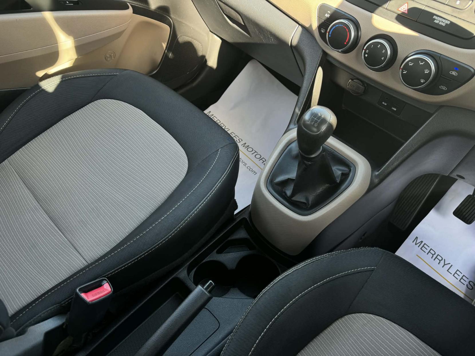 Hyundai i10 1.0 S Air Hatchback 5dr Petrol Manual Euro 5 (66 ps)