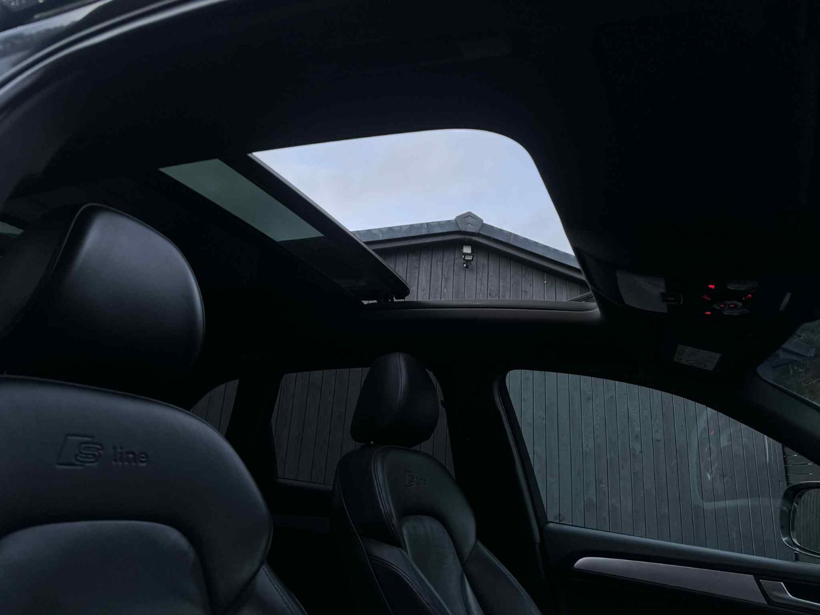 Audi Q5 2.0 TDI S line Plus SUV 5dr Diesel S Tronic quattro Euro 5 (s/s) (177 ps)