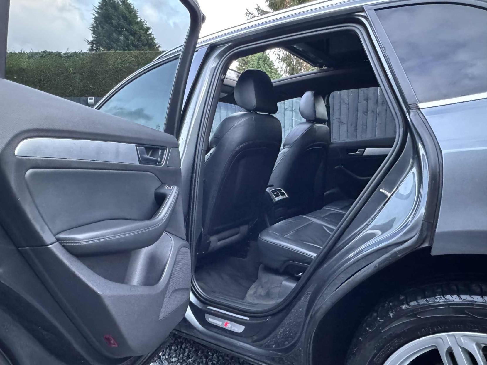 Audi Q5 2.0 TDI S line Plus SUV 5dr Diesel S Tronic quattro Euro 5 (s/s) (177 ps)