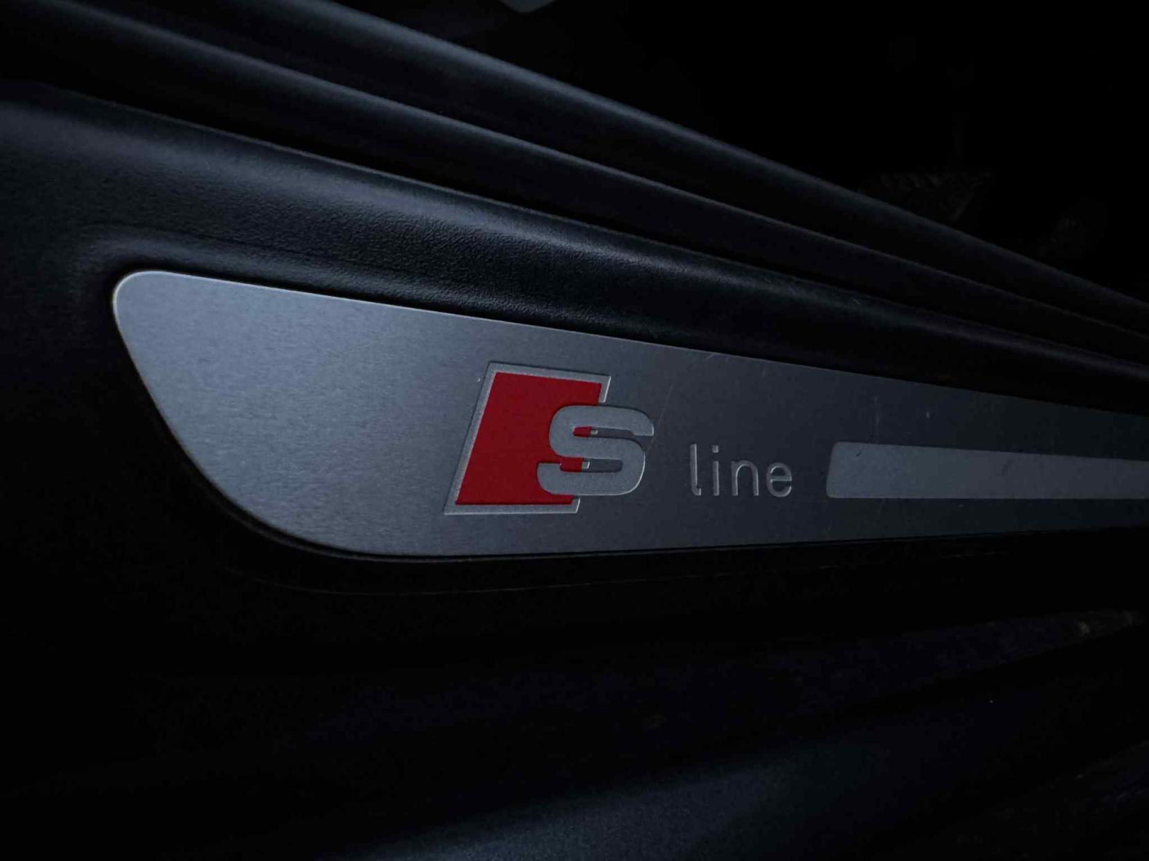 Audi Q5 2.0 TDI S line Plus SUV 5dr Diesel S Tronic quattro Euro 5 (s/s) (177 ps)