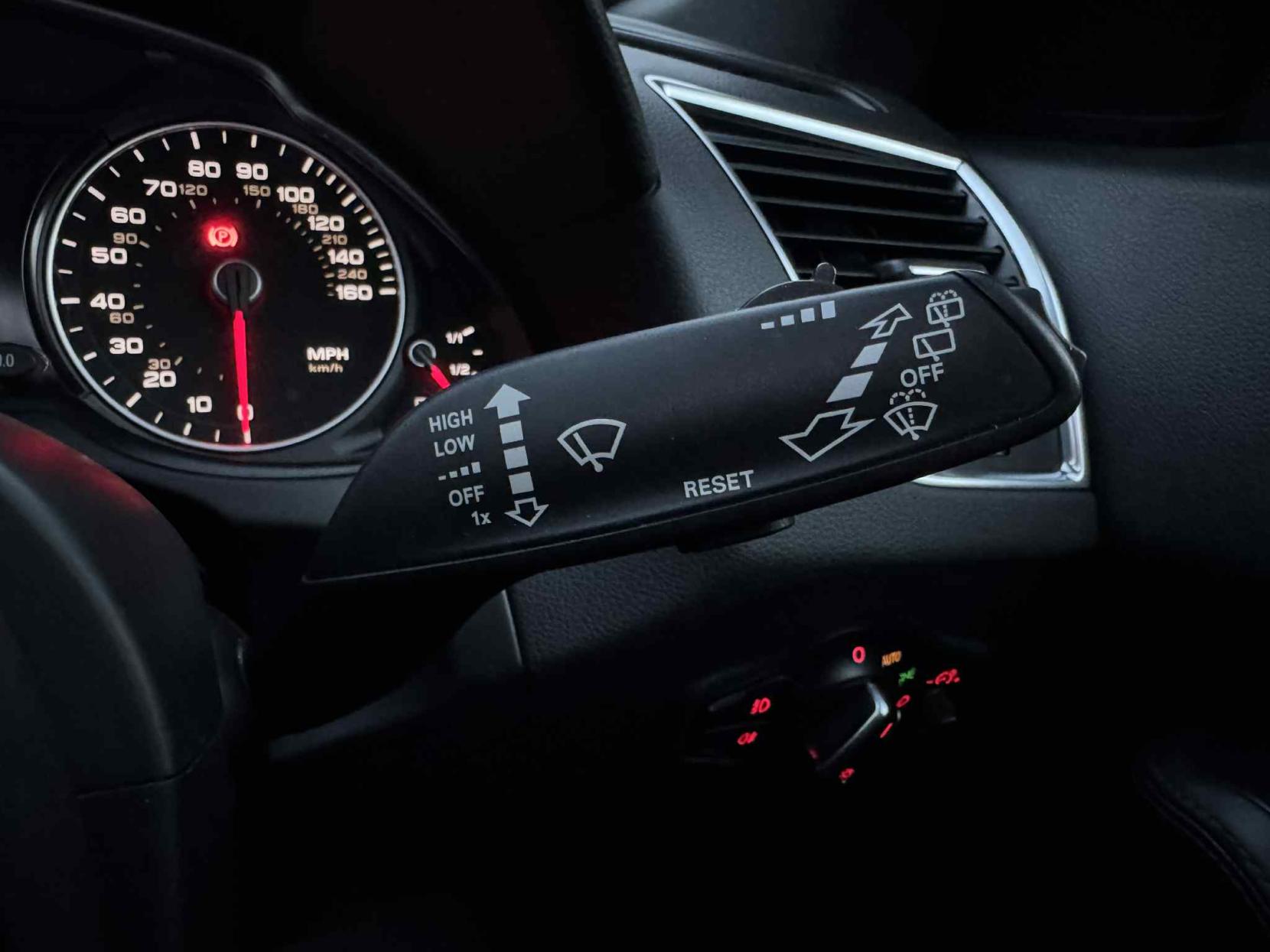 Audi Q5 2.0 TDI S line Plus SUV 5dr Diesel S Tronic quattro Euro 5 (s/s) (177 ps)