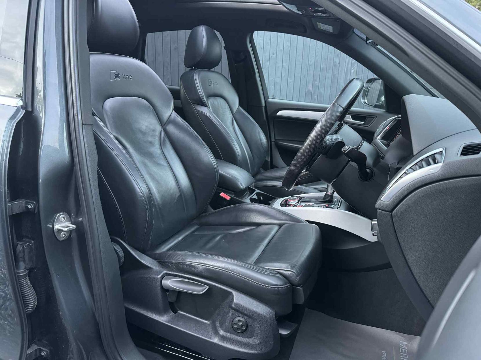 Audi Q5 2.0 TDI S line Plus SUV 5dr Diesel S Tronic quattro Euro 5 (s/s) (177 ps)