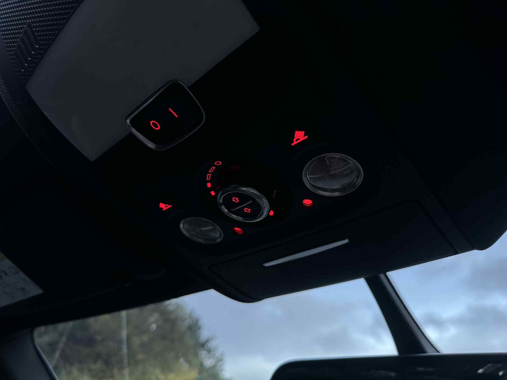 Audi Q5 2.0 TDI S line Plus SUV 5dr Diesel S Tronic quattro Euro 5 (s/s) (177 ps)