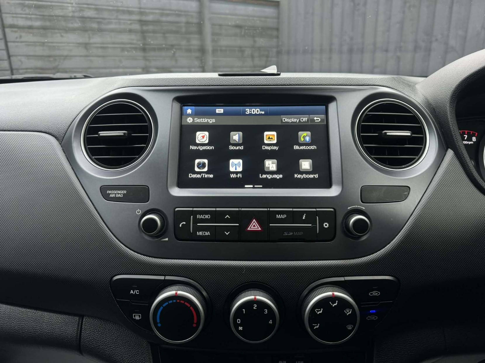 Hyundai i10 1.0 Play Hatchback 5dr Petrol Manual Euro 6 (67 ps)